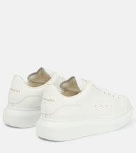Alexander McQueen Oversized leather sneakers