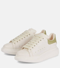 Alexander McQueen Oversized leather sneakers