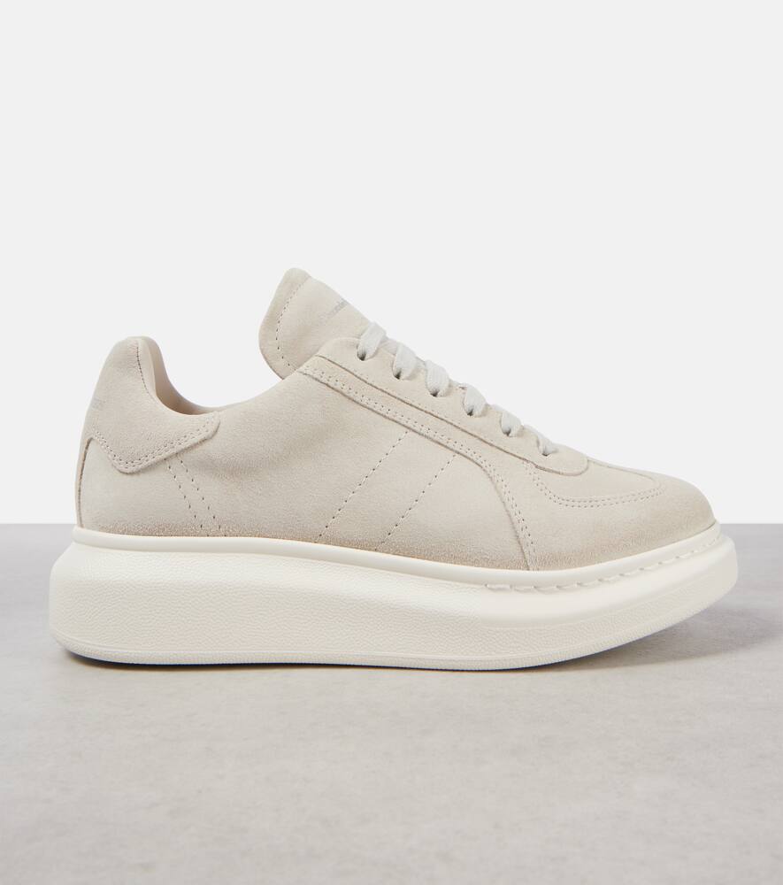 Alexander McQueen Oversized leather sneakers