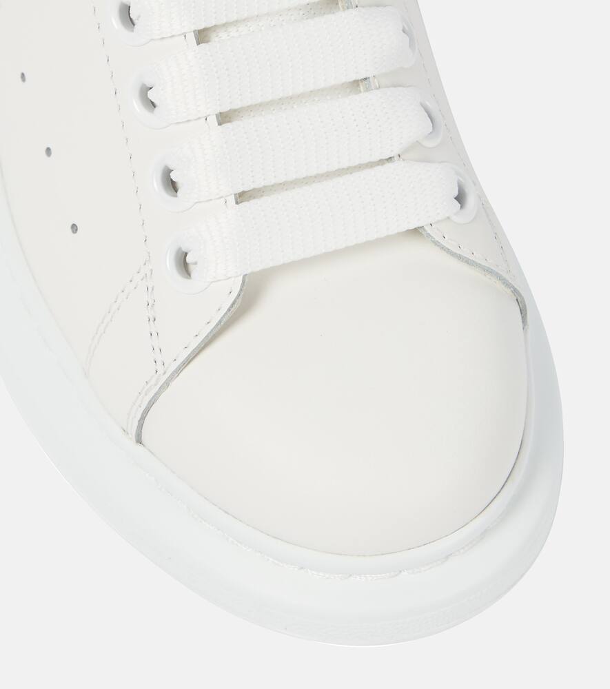 Alexander McQueen Oversized leather sneakers