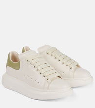 Alexander McQueen Oversized leather sneakers