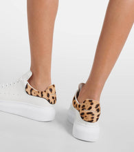Alexander McQueen Oversized leopard-print leather sneakers