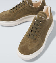 Alexander McQueen Oversized suede sneakers