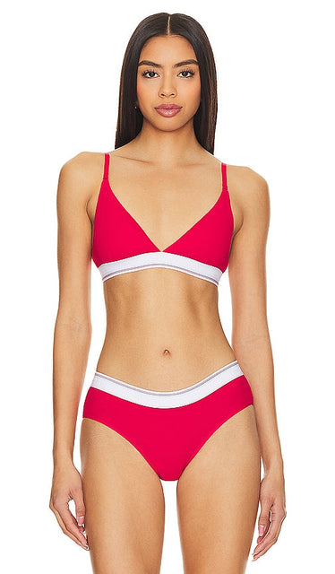 Alexander Wang Bralette Triangle Bra in Red - Alexander Wang - Soutien-gorge triangle bralette en rouge - Alexander Wang Bralette 红色三角文胸 - Alexander Wang Bralette Triangel-BH in Rot - Alexander Wang 브라렛 트라이앵글 브라레드 색상 - Reggiseno a triangolo Alexander Wang Bralette in rosso