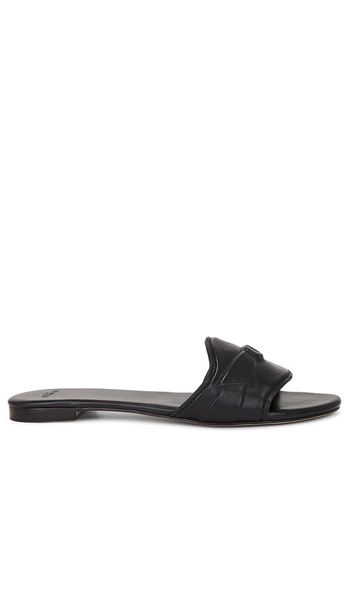 Alexandre Birman Padded Clarita Slide Sandal in Black - Alexandre Birman Sandale rembourrée Clarita Slide en noir - Alexandre Birman 黑色 Clarita 衬垫凉鞋 - Alexandre Birman gepolsterte Clarita Slide Sandale in Schwarz - Alexandre Birman 패딩 클라리타 슬라이드 샌들블랙 색상 - Sandalo Slide Clarita imbottito Alexandre Birman in nero
