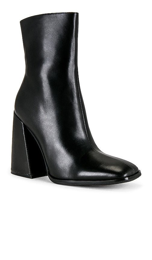 Alias Mae Alana Boot in Black