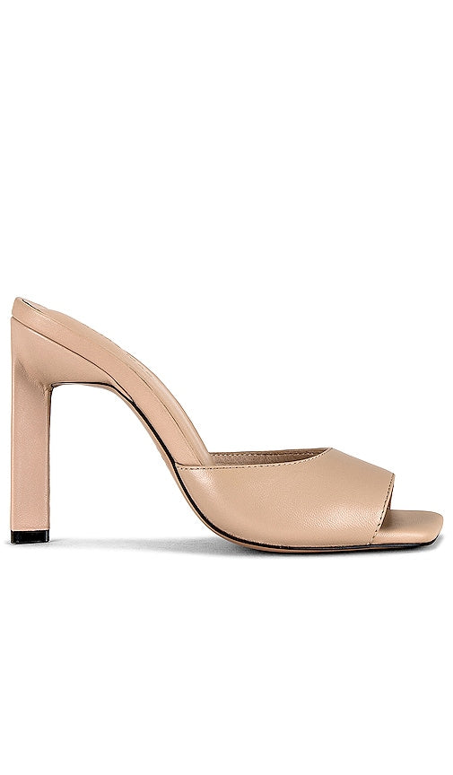 Alias Mae Fawn Sandal in Cream - Sandale Alias ​​Mae Fawn en crème - Alias Mae 小鹿奶油色凉鞋 - Alias ​​Mae Fawn Sandale in Creme - Alias ​​Mae 폰 샌들 - Sandalo Alias ​​Mae Fawn color crema