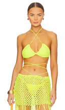 Alix Pinho x REVOLVE Paradise Crop Top in Yellow - Alix Pinho x REVOLVE Haut court Paradise en Jaune - Alix Pinho x REVOLVE Paradise 黄色短款上衣 - Alix Pinho x REVOLVE Paradise Crop Top in Gelb - Alix Pinho x REVOLVE Paradise 크롭 탑 in 옐로우 - Top corto Alix Pinho x REVOLVE Paradise in giallo