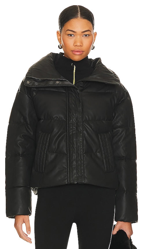 Alp N Rock Peak Puffer Ii Crop Jacket in Black