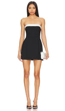 Amanda Uprichard Kerry Skort Romper in Black - Amanda Uprichard Kerry - Combishort jupe-short en noir - Amanda Uprichard Kerry 黑色短裙连衣裤 - Amanda Uprichard Kerry Skort Strampler in Schwarz - Amanda Uprichard Kerry Skort 롬퍼 블랙 색상 - Pagliaccetto Skort di Amanda Uprichard Kerry in nero