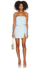 Amanda Uprichard Matea Skort Romper in Baby Blue - Amanda Uprichard Barboteuse-short Matea en bleu bébé - Amanda Uprichard Matea 淡蓝色裙裤连衣裤 - Amanda Uprichard Matea Skort Strampler in Babyblau - Amanda Uprichard Matea Skort 롬퍼 - Pagliaccetto Skort di Amanda Uprichard Matea in celeste