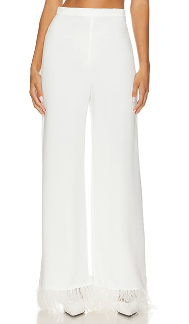 Amanda Uprichard X Revolve Spenser Feather Pant in Ivory - Pantalon à plumes Amanda Uprichard X Revolve Spenser en ivoire - Amanda Uprichard X Revolve Spenser 象牙色羽毛长裤 - Amanda Uprichard X Revolve Spenser Federhose in Elfenbein - Amanda Uprichard X Revolve Spenser 페더 팬츠 - Pantaloni Amanda Uprichard X Revolve Spenser Feather in avorio