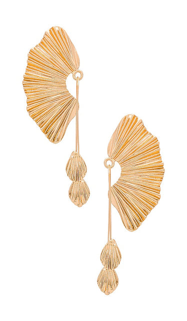 Amber Sceats x REVOLVE Fan Drop Earrings in Metallic Gold
