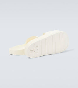 Ami Paris Ami De Coeur slides