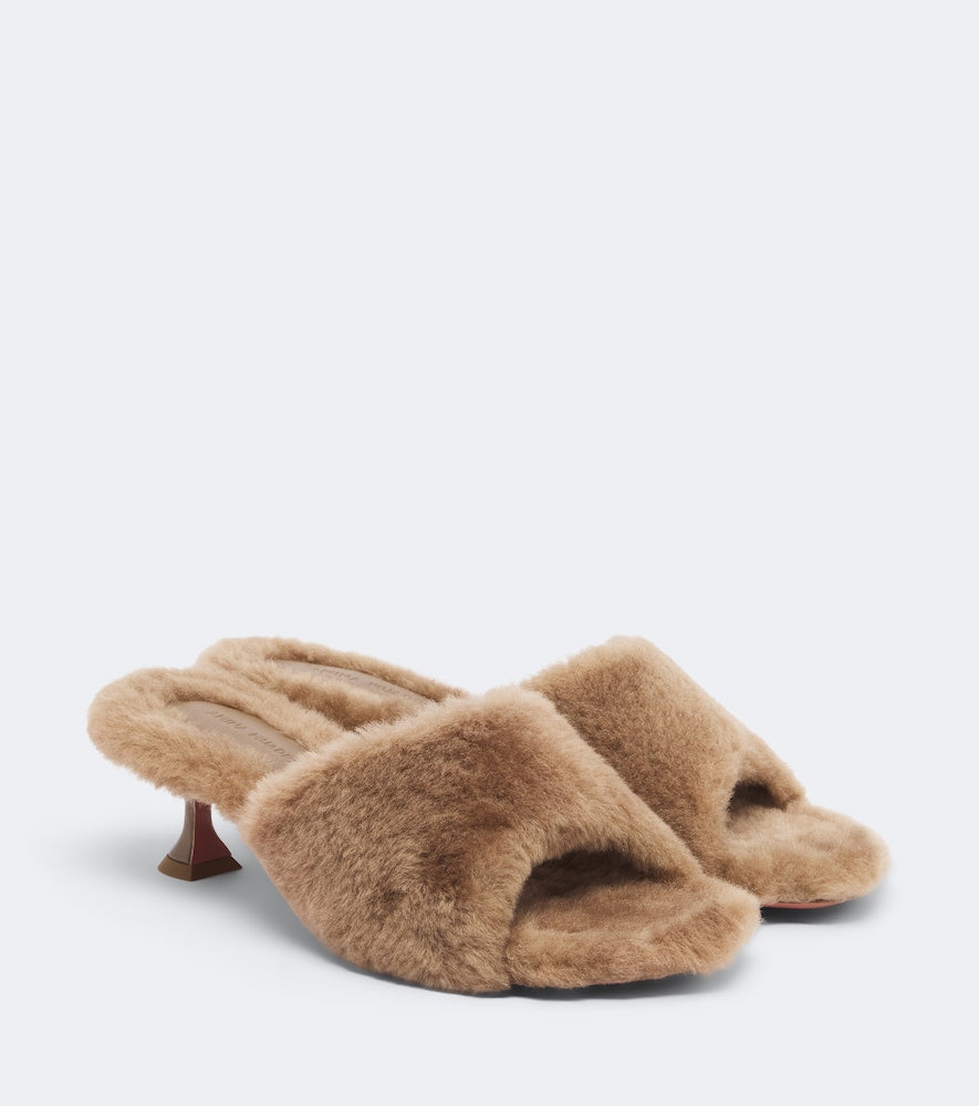 Amina Muaddi Taylor shearling mules (Beige) - High-Heel Sandals