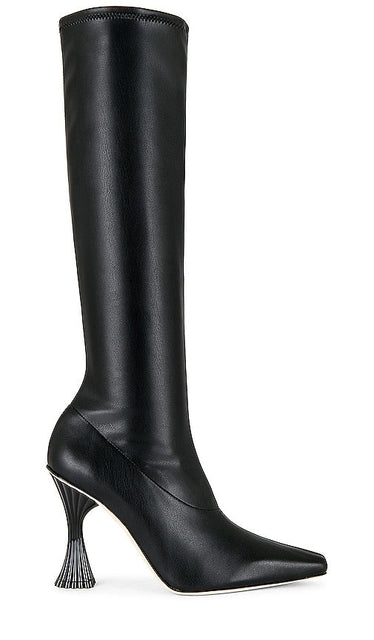 A'mmonde Atelier Magda Boot in Black - Botte A'mmonde Atelier Magda en noir - A'mmonde Atelier Magda 黑色靴子 - A'mmonde Atelier Magda Stiefel in Schwarz - A'mmonde Atelier 마그다 부츠블랙 색상 - Stivale A'mmonde Atelier Magda in nero