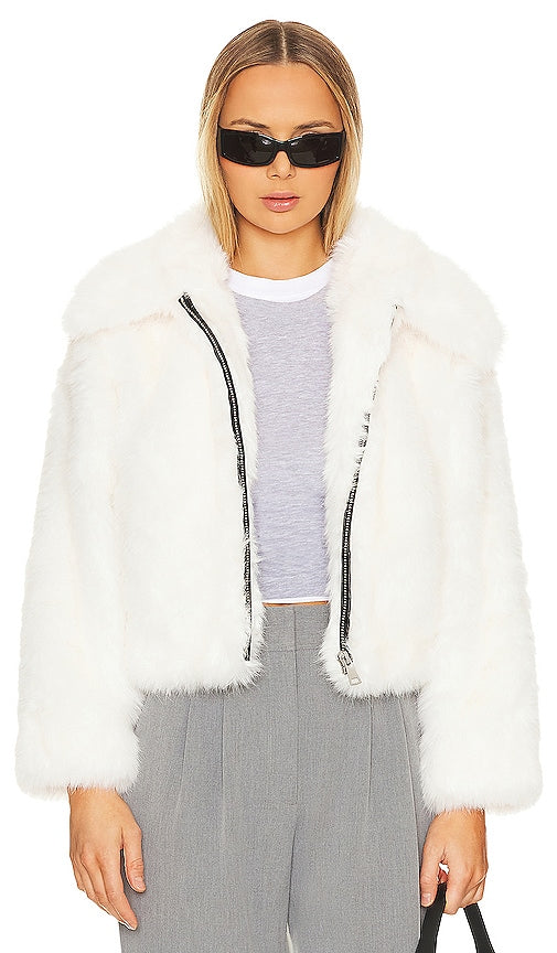 Apparis Aubin Jacket in White - Apparis Veste Aubin en Blanc - Apparis Aubin 白色夹克 - Apparis Aubin Jacke in Weiß - Apparis Aubin 자켓 화이트 색상 - Giacca Apparis Aubin in bianco