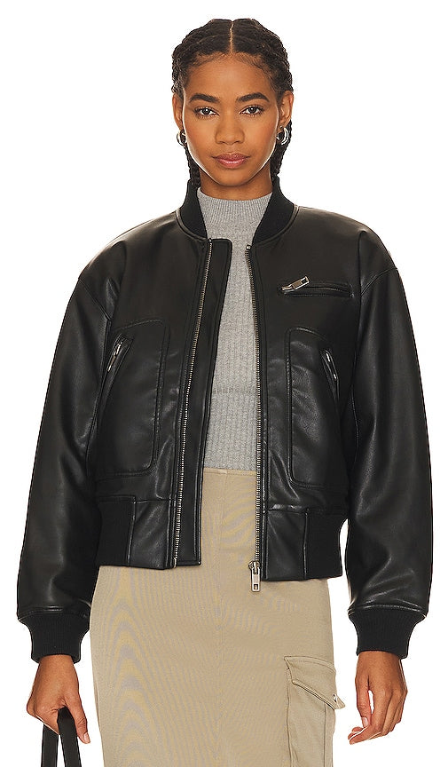 Apparis Chaz Jacket in Black - Veste Apparis Chaz en noir - Apparis Chaz 黑色夹克 - Apparis Chaz Jacke in Schwarz - Apparis Chaz 자켓 블랙 색상 - Giacca Apparis Chaz in nero