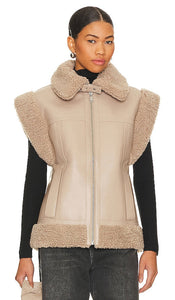 Apparis Jay Vest in Taupe