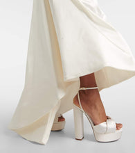 Aquazzura Bridal Olie 140 satin platform sandals