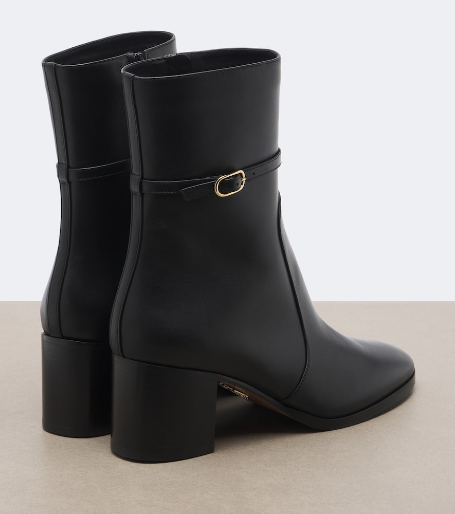Aquazzura Cotswold leather ankle boots in Black - Mid Heels