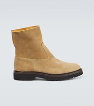 Auralee Suede ankle boots
