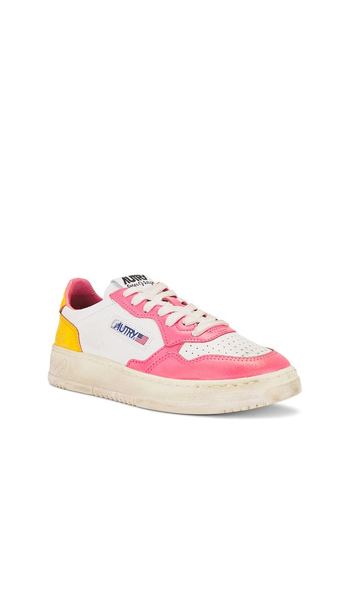 Autry Super Vintage Sneaker in White