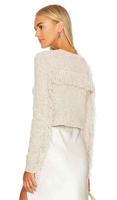 Autumn Cashmere Fringed Sweater in Cream - Pull à franges en cachemire d'automne en crème - 秋季奶油色羊绒流苏毛衣 - Herbstlicher Pullover aus Kaschmir mit Fransen in Creme - 가을 캐시미어 프린지 스웨터크림 색상 - Maglione autunnale con frange in cashmere color crema