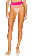 BEACH RIOT Alexis Bottom in Pink - BEACH RIOT Bas Alexis en Rose - BEACH RIOT Alexis 粉色下装 - BEACH RIOT Alexis Bottom in Pink - BEACH RIOT 알렉시스 하의 핑크 색상 - BEACH RIOT Alexis Bottom in rosa