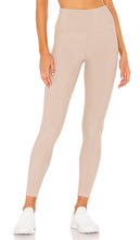 BEACH RIOT Ayla Legging in Nude - BEACH RIOT Legging Ayla en Nude - BEACH RIOT Ayla 裸色打底裤 - BEACH RIOT Ayla Leggings in Nude - BEACH RIOT Ayla 레깅스 누드 - BEACH RIOT Ayla Legging nuda