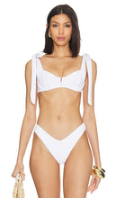 BEACH RIOT Blair Bikini Top in White - BEACH RIOT Haut de bikini Blair en blanc - BEACH RIOT Blair 白色比基尼上衣 - BEACH RIOT Blair Bikinioberteil in Weiß - BEACH RIOT 블레어 비키니 탑 화이트 색상 - Top bikini BEACH RIOT Blair in bianco