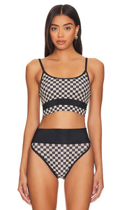 BEACH RIOT Eva Bikini Top in Black - Haut de bikini Eva BEACH RIOT en noir - BEACH RIOT Eva 黑色比基尼上衣 - BEACH RIOT Eva Bikinioberteil in Schwarz - BEACH RIOT 에바 비키니 탑 블랙 색상 - Top bikini Eva BEACH RIOT in nero