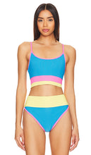 BEACH RIOT Eva Bikini Top in Blue - Haut de bikini Eva BEACH RIOT en bleu - BEACH RIOT Eva 蓝色比基尼上衣 - BEACH RIOT Eva-Bikinioberteil in Blau - BEACH RIOT 에바 비키니 탑 블루 색상 - Top bikini Eva BEACH RIOT in blu