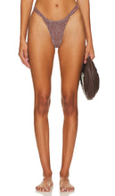 BEACH RIOT Joan Bikini Bottom in Brown - BEACH RIOT Bas de bikini Joan en marron - BEACH RIOT Joan 棕色比基尼泳裤 - BEACH RIOT Joan Bikinihose in Braun - BEACH RIOT Joan 비키니 하의 브라운 색상 - BEACH RIOT Slip bikini Joan in marrone