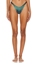 BEACH RIOT Kaylin Bikini Bottom in Blue - BEACH RIOT Bas de bikini Kaylin en bleu - BEACH RIOT Kaylin 蓝色比基尼泳裤 - BEACH RIOT Kaylin Bikinihose in Blau - BEACH RIOT Kaylin 비키니 하의 블루 색상 - BEACH RIOT Slip bikini Kaylin in blu