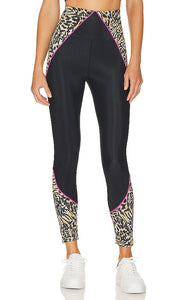BEACH RIOT Maxine 7/8 Legging in Black - BEACH RIOT Legging 7/8 Maxine en noir - BEACH RIOT Maxine 7/8 黑色打底裤 - BEACH RIOT Maxine 7/8-Leggings in Schwarz - BEACH RIOT 맥신 7/8 레깅스 블랙 색상 - BEACH RIOT Legging Maxine 7/8 in nero