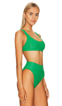 BEACH RIOT Peyton Top in Green