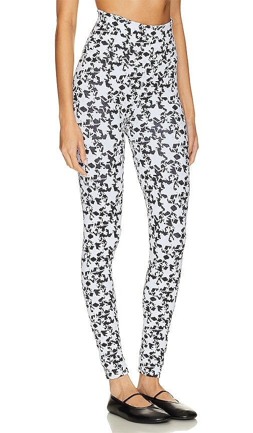 BEACH RIOT Piper Legging in White