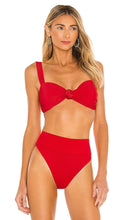 BEACH RIOT Sophia Bikini Top in Red - BEACH RIOT Haut de bikini Sophia en rouge - BEACH RIOT 红色索菲亚比基尼上衣 - BEACH RIOT Sophia Bikinioberteil in Rot - BEACH RIOT Sophia 비키니 탑레드 색상 - BEACH RIOT Top bikini Sophia in rosso
