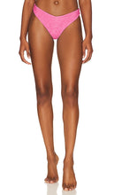 BEACH RIOT Vanessa Bikini Bottom in Pink - BEACH RIOT Bas de bikini Vanessa en rose - BEACH RIOT Vanessa 粉色比基尼泳裤 - BEACH RIOT Vanessa Bikinihose in Rosa - BEACH RIOT Vanessa 비키니 하의 핑크 색상 - BEACH RIOT Slip bikini Vanessa in rosa