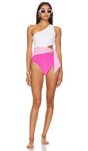 BEACH RIOT x REVOLVE Carlie One Piece in Pink - BEACH RIOT x REVOLVE Carlie une pièce en rose - BEACH RIOT x REVOLVE Carlie 粉色一件 - BEACH RIOT x REVOLVE Carlie Einteiler in Rosa - BEACH RIOT x REVOLVE Carlie 원피스 핑크 색상 - BEACH RIOT x REVOLVE Carlie Costume intero in rosa
