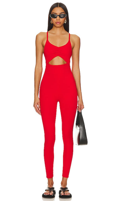 BEACH RIOT x REVOLVE Jewel Catsuit in Red - BEACH RIOT x REVOLVE Combinaison Jewel en Rouge - BEACH RIOT x REVOLVE 红色宝石紧身连衣裤 - BEACH RIOT x REVOLVE Juwelen-Catsuit in Rot - BEACH RIOT x REVOLVE Jewel 캣수트 레드 색상 - BEACH RIOT x REVOLVE Catsuit gioiello in rosso