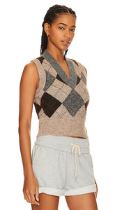 BEVERLY HILLS x REVOLVE Argyle Vest in Beige