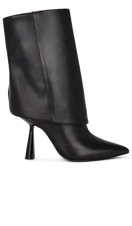 BLACK SUEDE STUDIO Cecille Boot in Black - BLACK SUEDE STUDIO Botte Cecille en Noir - 黑色麂皮 STUDIO Cecille 黑色靴子 - BLACK SUEDE STUDIO Cecille Stiefel in Schwarz - BLACK SUEDE STUDIO 세실 부츠블랙 색상 - Stivale Cecille STUDIO IN CAMOSCIO NERO in nero