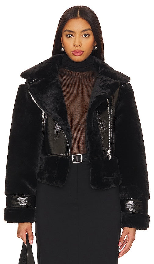 BLANKNYC Faux Fur Jacket in Black - BLANKNYC Veste en fausse fourrure en noir - BLANKNYC 黑色人造毛皮夹克 - BLANKNYC Kunstpelzjacke in Schwarz - BLANKNYC 인조 퍼 재킷블랙 색상 - Giacca in pelliccia sintetica BLANKNYC in nero