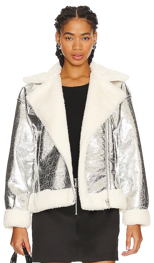 BLANKNYC Faux Leather Jacket in Metallic Silver - BLANKNYC Veste en simili cuir en argent métallisé - BLANKNYC 金属银色人造皮夹克 - BLANKNYC Kunstlederjacke in Metallic-Silber - BLANKNYC 인조 가죽 재킷, 메탈릭 실버 색상 - Giacca in ecopelle BLANKNYC in argento metallizzato