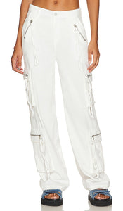 BLANKNYC Franklin Rib Cage Oversized Pant in Cream - BLANKNYC Pantalon surdimensionné Franklin Rib Cage en crème - BLANKNYC Franklin Rib Cage 奶油色大廓形长裤 - BLANKNYC Franklin Rib Cage Übergroße Hose in Creme - BLANKNYC 프랭클린 립 케이지 오버사이즈 팬츠 - Pantaloni oversize Franklin Rib Cage BLANKNYC in crema