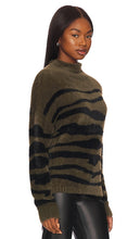 Bella Dahl Mock Neck Sweater in Dark Green