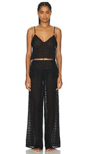 BLUEBELLA Cassat Cami And Trouser Set in Black - BLUEBELLA - Ensemble caraco et pantalon Cassat en noir - BLUEBELLA Cassat 黑色吊带背心和长裤套装 - BLUEBELLA Cassat Cami- und Hosen-Set in Schwarz - BLUEBELLA 카사트 캐미 & 바지 세트 블랙 색상 - BLUEBELLA Cassat Cami e set di pantaloni in nero