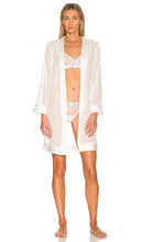 BLUEBELLA Short Kimono in Ivory - Kimono court BLUEBELLA en ivoire - BLUEBELLA 象牙色短款和服 - BLUEBELLA Kurzer Kimono in Elfenbein - BLUEBELLA 쇼트 기모노 아이보리 색상 - BLUEBELLA Kimono corto in avorio